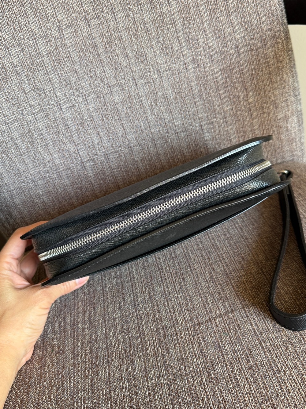 Authentic Louis Vuitton Clutch - Picture 7 of 14